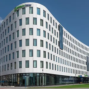 Express - Hauptbahnhof, An Ihg Hotel